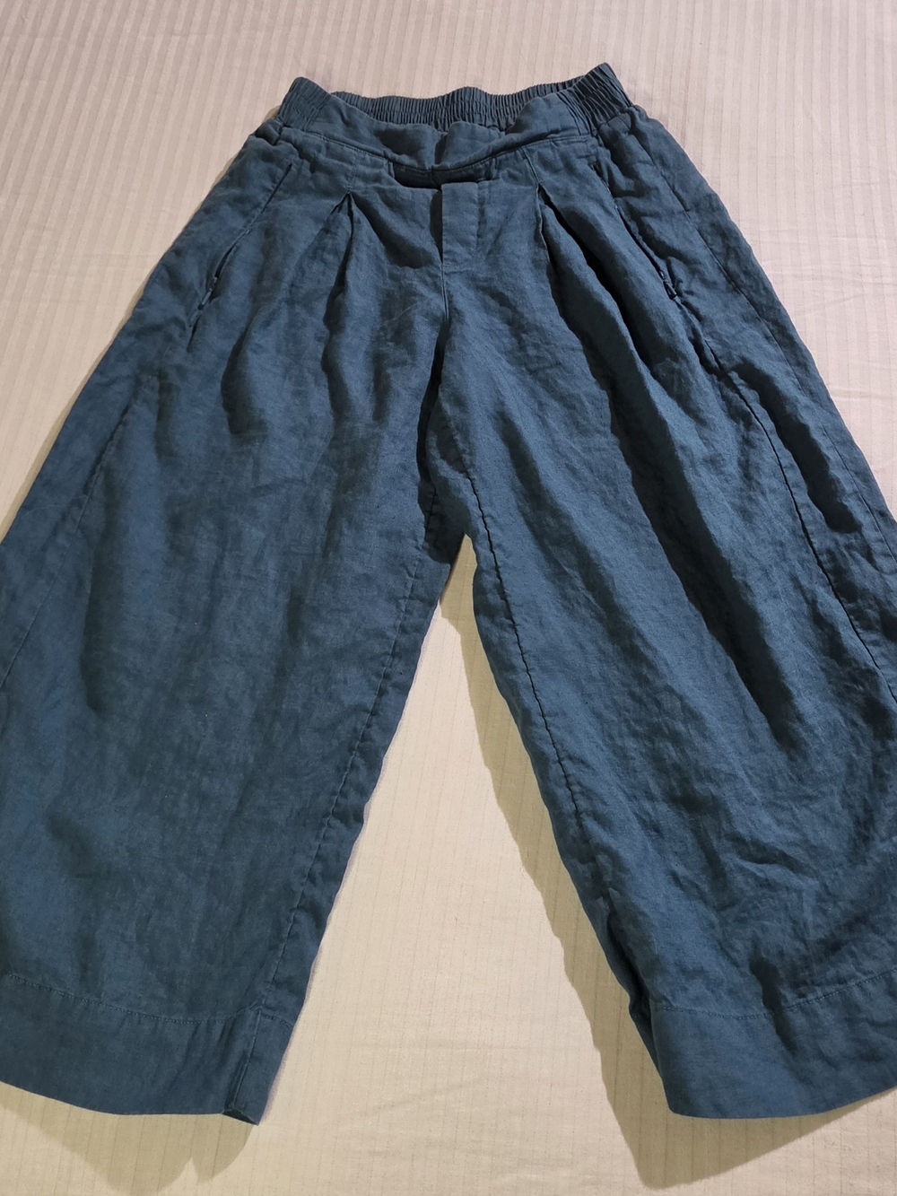 Athleta Wide Leg High Rise 100% Linen Cropped Pants Women’s Size 2P